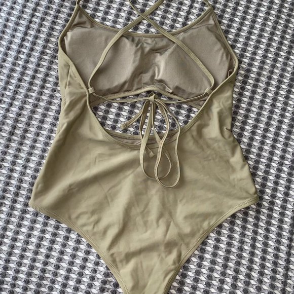 Gymshark khaki green bathing suit - Picture 2 of 2